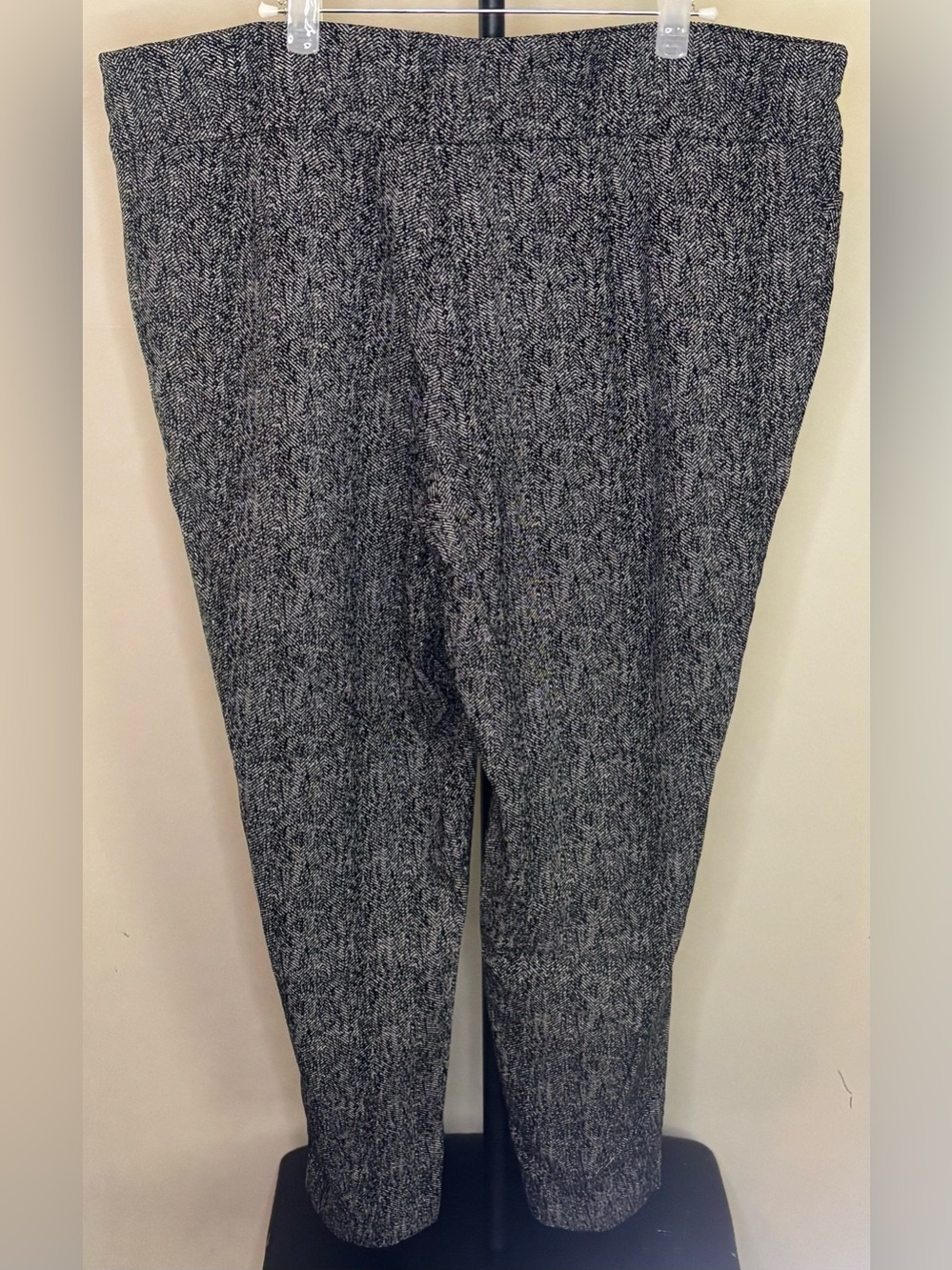 Jones New York Gray Herringbone Printed Stretch Ankle Pants Trousers - Picture 3 of 8
